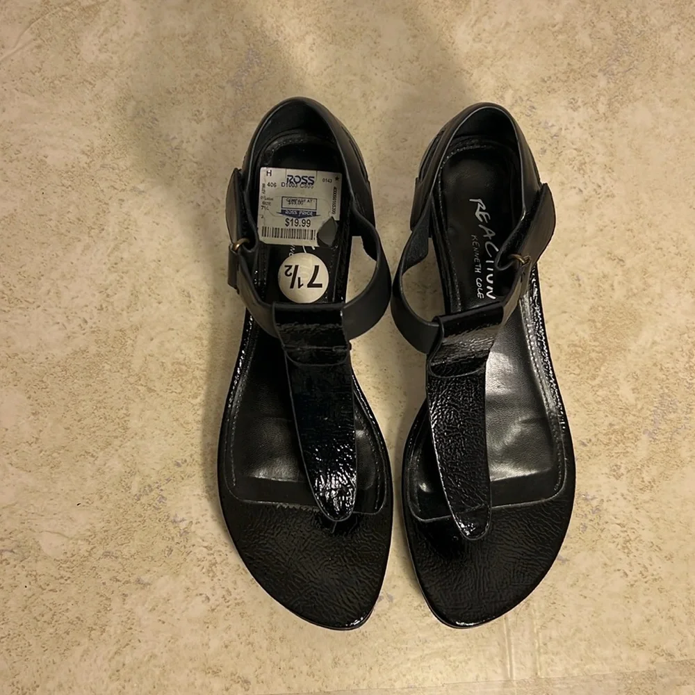 Women's sandals - Reaction by Kenneth Cole - Picture 2 of 7